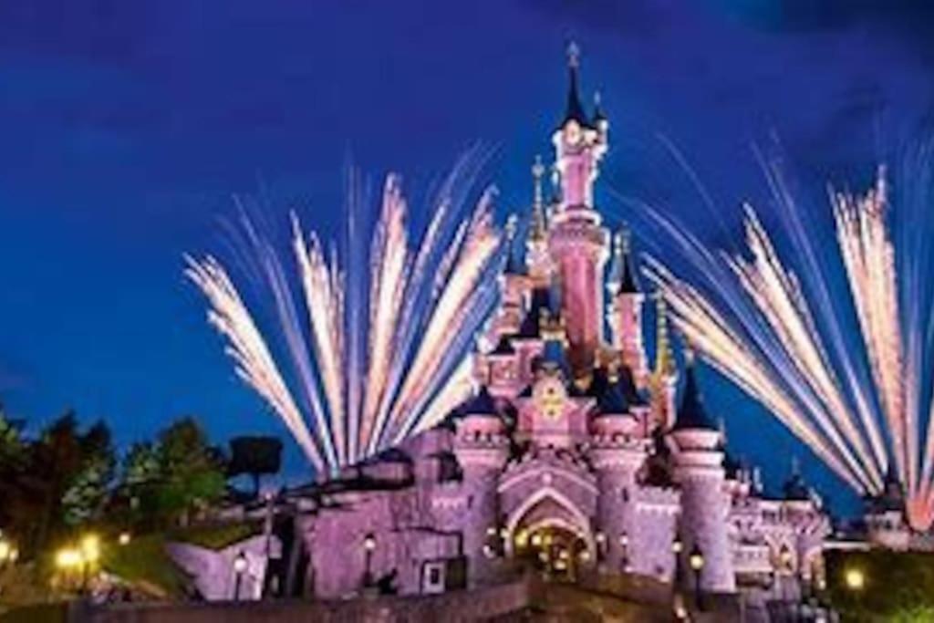 Proche Disney Et Paris - Studio Terrasse Et Parking Prive Монтеврен Экстерьер фото
